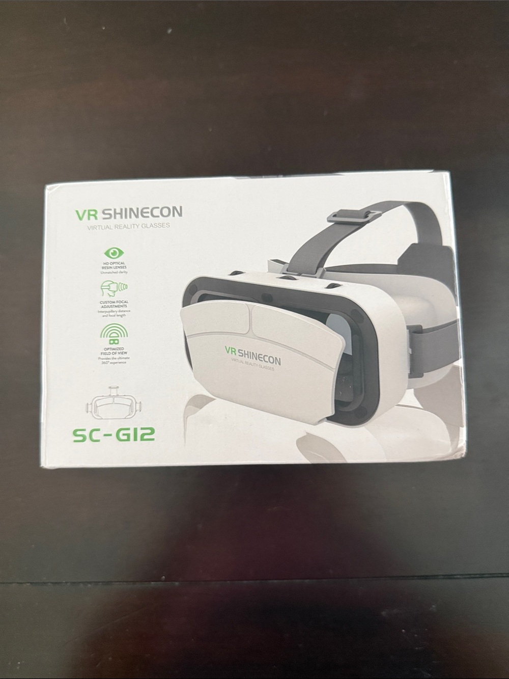 White VR Headset with Adjustable Strap. New in box